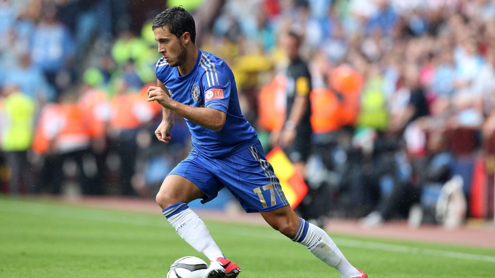 从马赛到马拉卡纳，门迪的一双手，托起两座大陆的希望